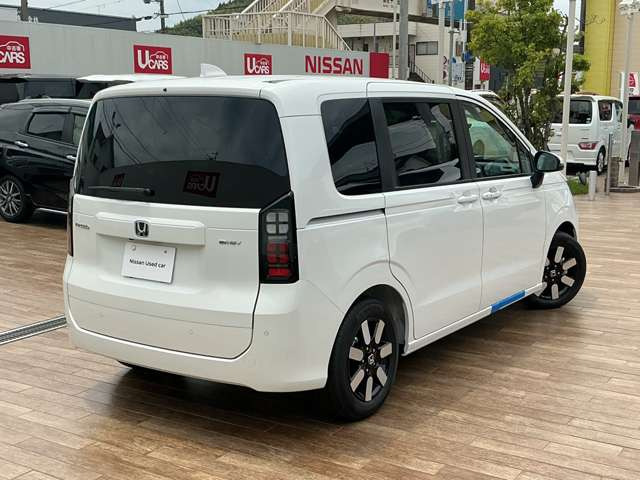 フリード1.5 e:HEV エアー EX