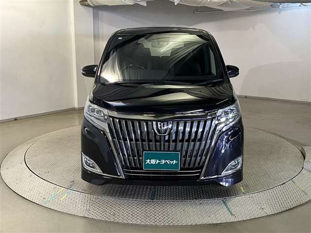 エスクァイア2.0 Gi プレミアムパッケージ ブラックテイラード