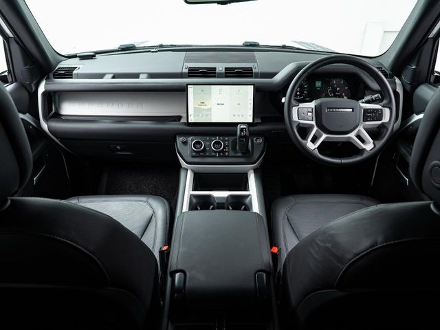 ディフェンダー90 Xダイナミック HSE 3.0L D350 ディーゼル 4WD