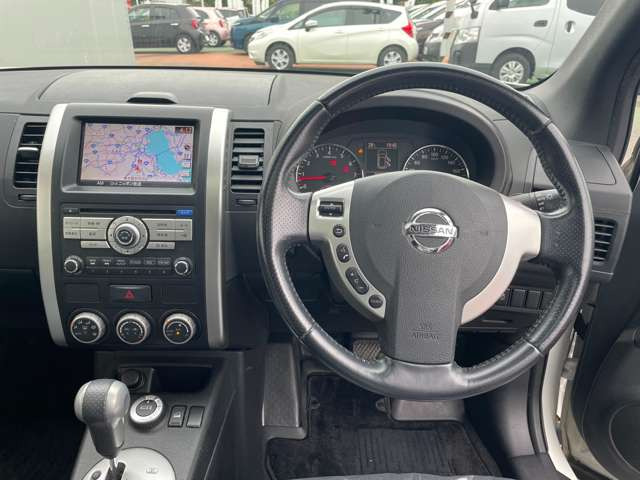 エクストレイル2.5 25X 4WD