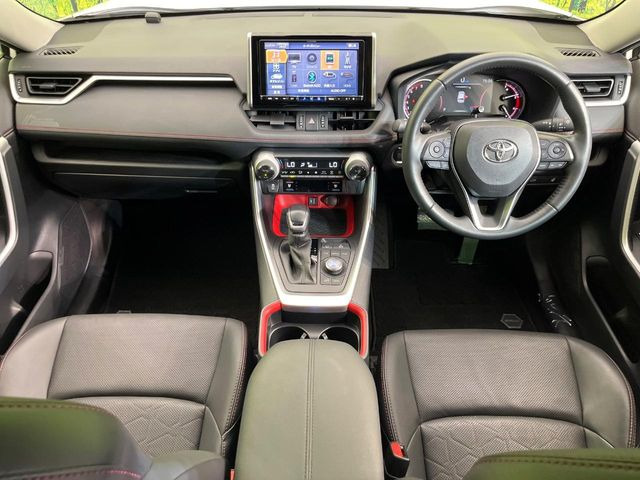 RAV42.0 アドベンチャー オフロードパッケージ 4WD