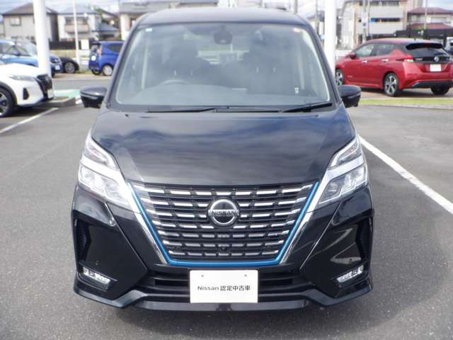 セレナ1.2 e-POWER ハイウェイスターV