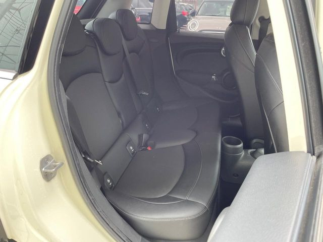 ���㕔���Ȃ��C�ɂȂ�悤�ȃL�Y�E�����ւ��蓙�A�傫�ȃ_���[�W�͂Ȃ��A�ǍD�ȏ�Ԃł��B
