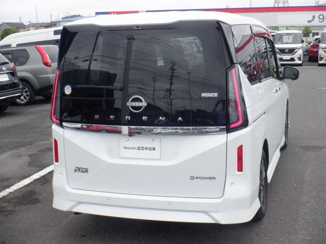 セレナ1.4 e-POWER ハイウェイスターV