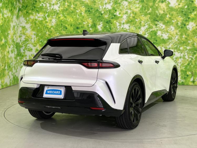 クラウンスポーツ2.5 Z E-Four 4WD