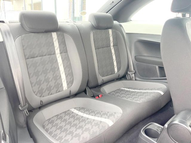 ���㕔���Ȃ��C�ɂȂ�悤�ȃL�Y�E�����ւ��蓙�A�傫�ȃ_���[�W�͂Ȃ��A�ǍD�ȏ�Ԃł��B