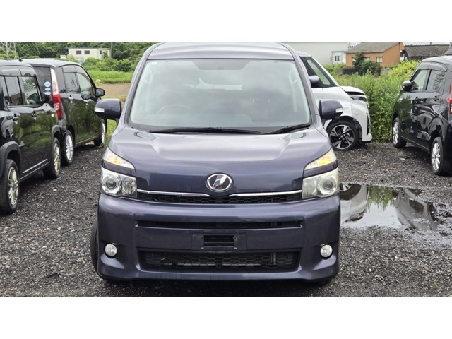 ヴォクシー2.0 X Lエディション 4WD