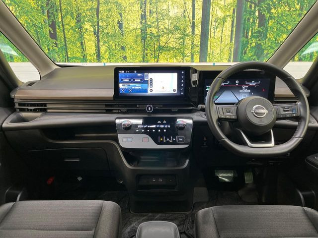 セレナ1.4 e-POWER ハイウェイスターV