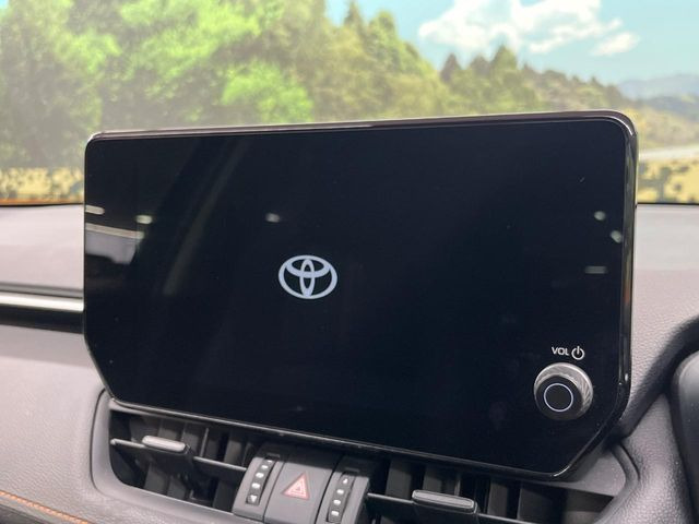 �y10.5�C���` �f�B�X�v���C�I�[�f�B�I�z���ʂ̃f�B�X�v���C��AppleCarPlay��AndroidAuto�����p�\�B�傫�ȉ�ʂŃX�}�z�i�r�A�v���������p���������܂���