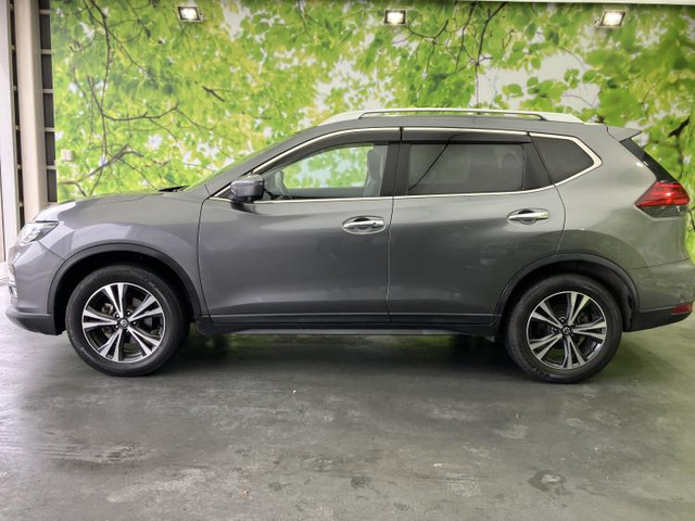 エクストレイル2.0 20Xi 4WD