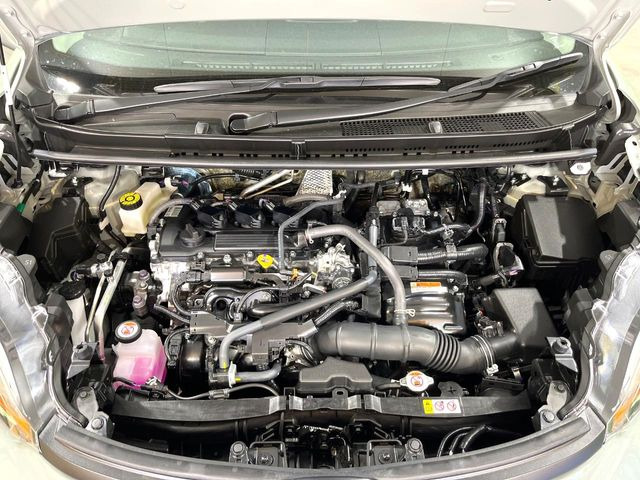 親切・丁寧な専門メカニックスタッフが応対!・車検・点検整備・事故等の修理などアフターサービスも安心。お車のカスタマイズもネクステージのサービススタッフまでご相談ください!