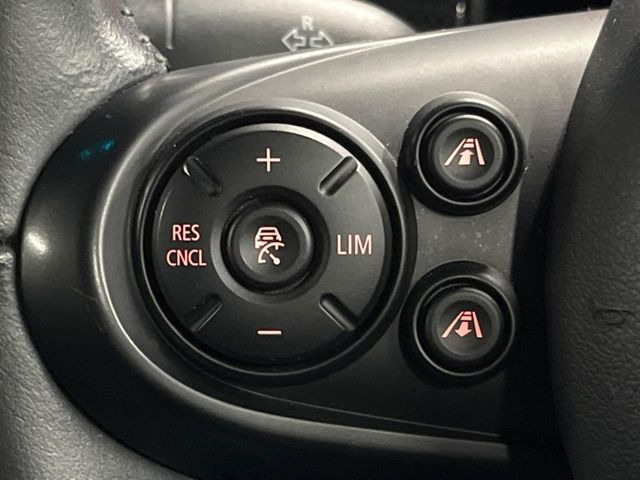 �����[�_�[�N���[�Y�R���g���[��:�O�̎ԂƂ̎Ԋԋ��������ɂƂ�A��葬�x�Ŏ������s���Ă���鎟����̃N���[�Y�R���g���[��!��ɍ������H�⎩���Ԑ�p���H�Ŏg�p����֗��ȋ@�\�ł�!
