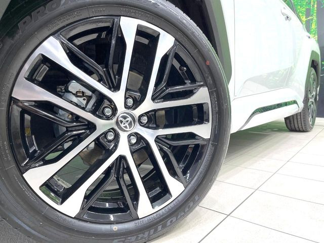 �y�����I�v�V����20�C���`�A���~�z�C�[���z�����I�v�V�����z�C�[���𑕒��B���s���\�̌���ɉ����A�O�ς����X�^�C���b�V���ɂȂ��Ă��܂��B
