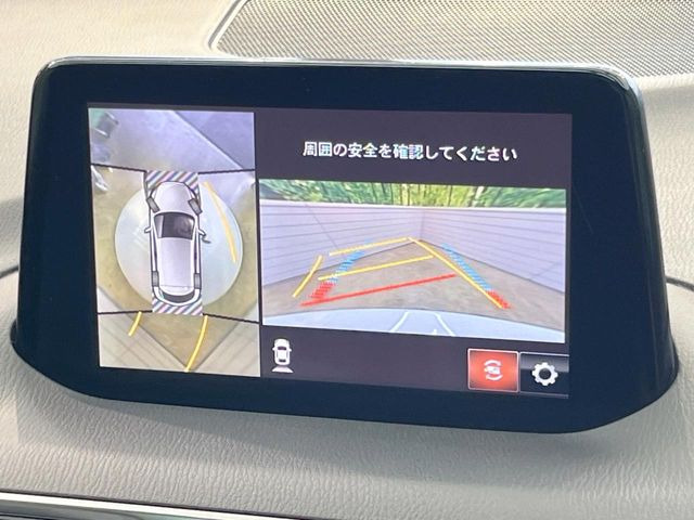 �y360&deg;�r���[���j�^�[�z��p�̃J�����ɂ��A�ォ�猩���낵���悤�Ȏ��_��360�x�N���}�̎��͂��m�F���邱�Ƃ��ł��܂������p�������m�F���₷���A�����ꏊ�ł̐؂�Ԃ��⒓�Ԃ��X���[�Y�ɍs���܂��B