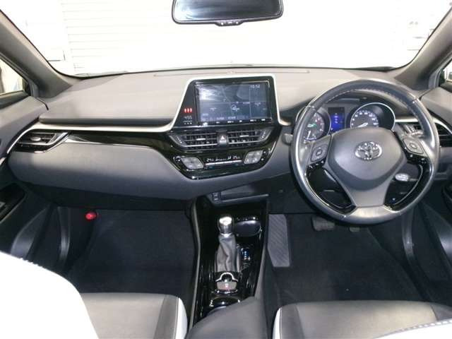 C-HR1.2 G-T モード ネロ 4WD