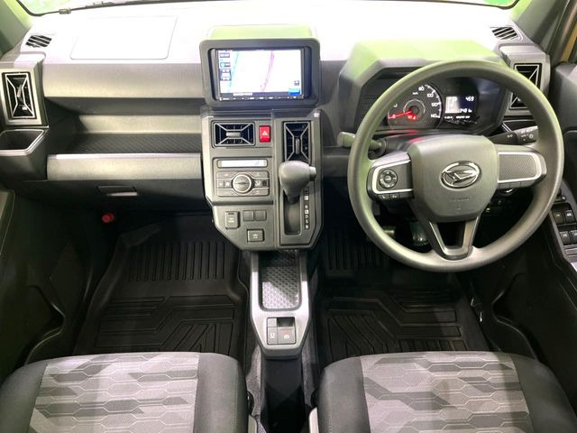 タフトX