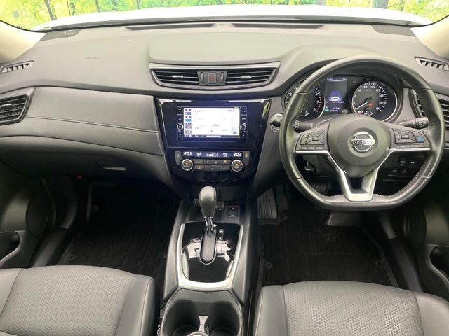 エクストレイル2.0 20Xi
