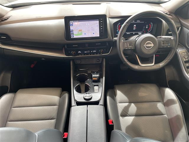 エクストレイル1.5 X e-4ORCE 4WD