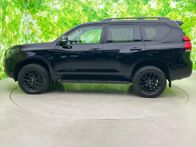 ランドクルーザープラド2.7 TX Lパッケージ マットブラック エディション 4WD