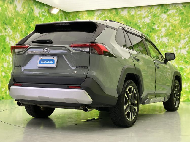 RAV42.0 アドベンチャー 4WD