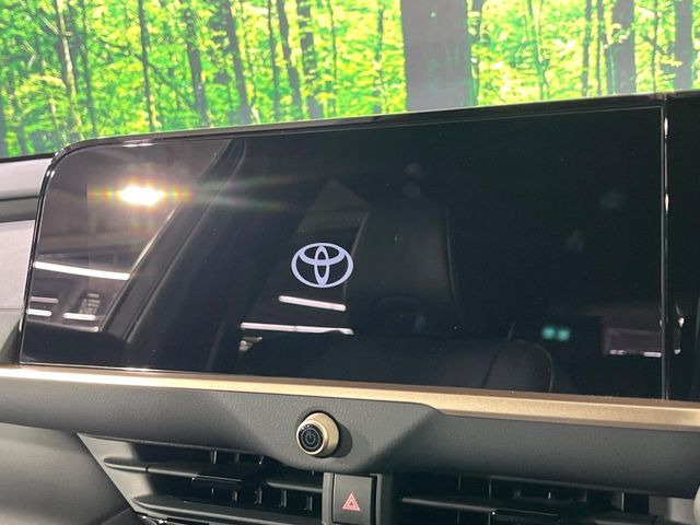 クラウンスポーツ2.5 Z E-Four 4WD