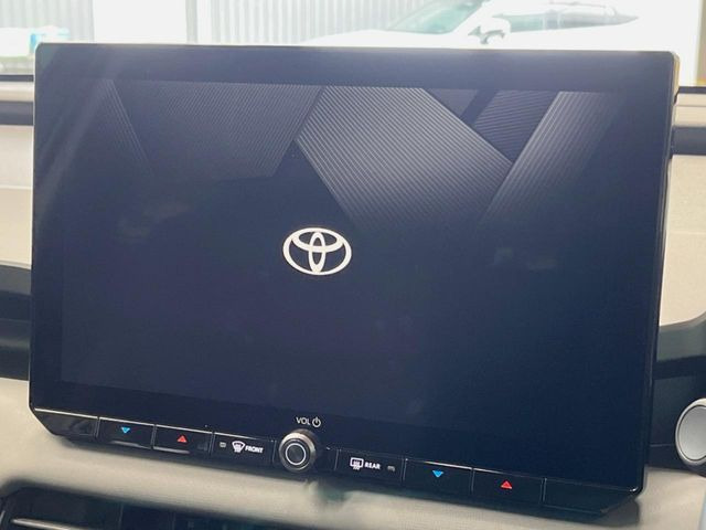 �y12.9�C���` �f�B�X�v���C�I�[�f�B�I�z���ʂ̃f�B�X�v���C��AppleCarPlay��AndroidAuto�����p�\�B�傫�ȉ�ʂŃX�}�z�i�r�A�v���������p���������܂���
