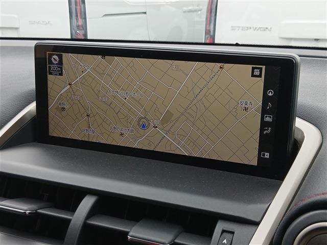 NX300 Fスポーツ 4WD
