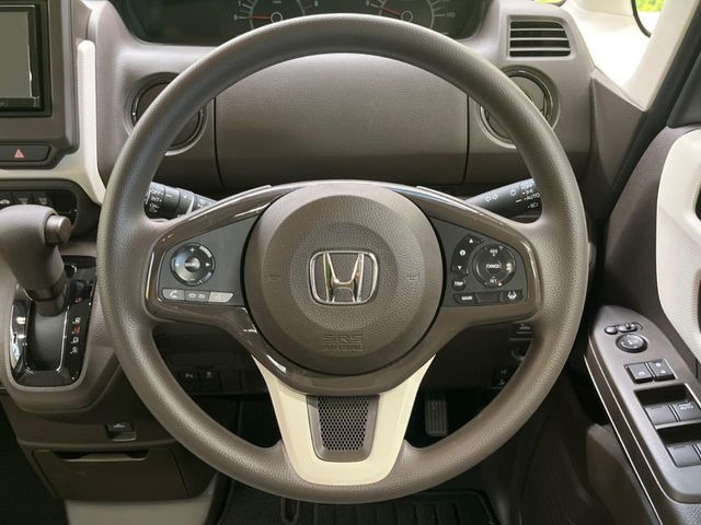 �y�X�e�A�����O�X�C�b�`�z�^�]���A�O������ڐ������炷���ƂȂ��A�I�[�f�B�I���̑��삪�\�ȕ֗��@�\!���S&���K�ȃh���C�u�����o���Ă���܂���