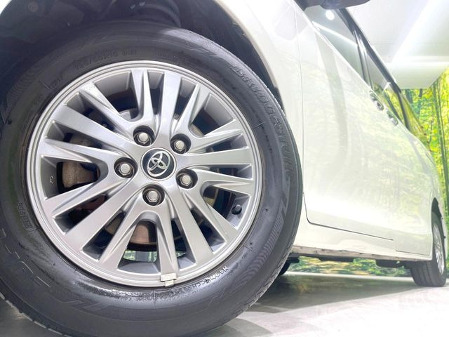 �y����15�C���`�A���~�z�C�[���z�O�ςɃ}�b�`���������A���~�z�C�[���𑕒����Ă���܂��B�e��ЊO�A���~�z�C�[����A�X�^�b�h���X�^�C�����戵�����Ă���܂��B���񂲑��k����������
