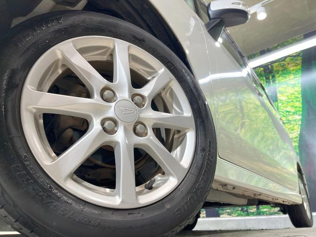�y����14�C���`�A���~�z�C�[���z�O�ςɃ}�b�`���������A���~�z�C�[���𑕒����Ă���܂��B�e��ЊO�A���~�z�C�[����A�X�^�b�h���X�^�C�����戵�����Ă���܂��B���񂲑��k����������