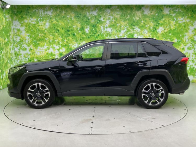 RAV42.0 アドベンチャー 4WD