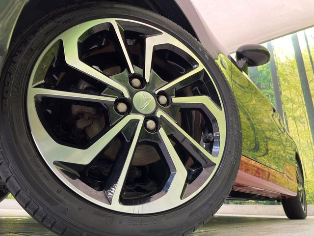 �y����16�C���`�A���~�z�C�[���z�O�ςɃ}�b�`���������A���~�z�C�[���𑕒����Ă���܂��B�e��ЊO�A���~�z�C�[����A�X�^�b�h���X�^�C�����戵�����Ă���܂��B���񂲑��k����������