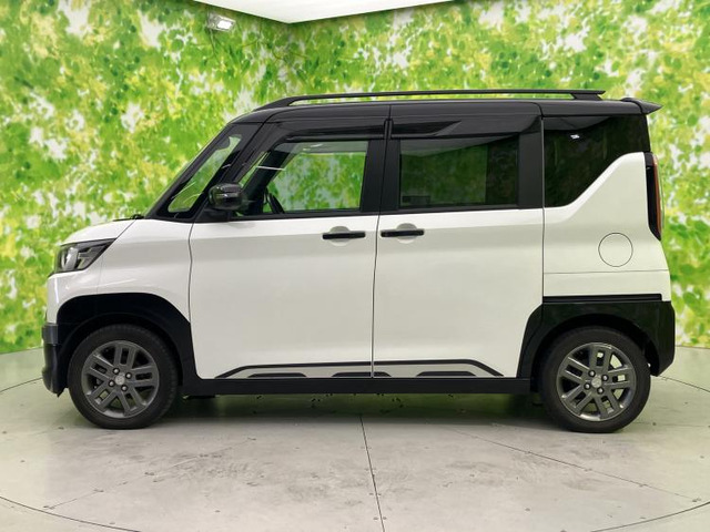 デリカミニT プレミアム 4WD