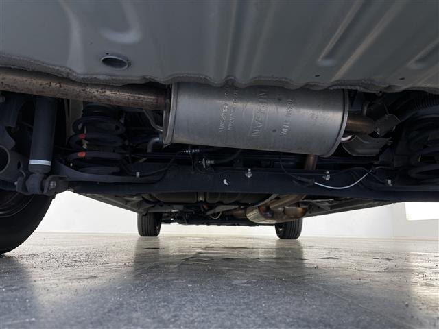 セレナ1.2 e-POWER XV