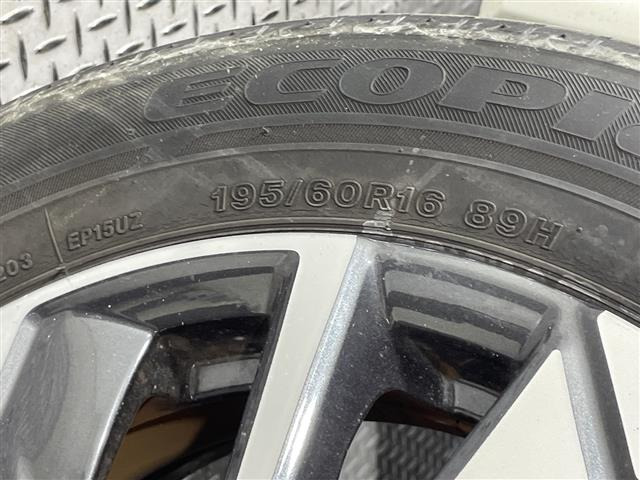 セレナ1.2 e-POWER ハイウェイスターV