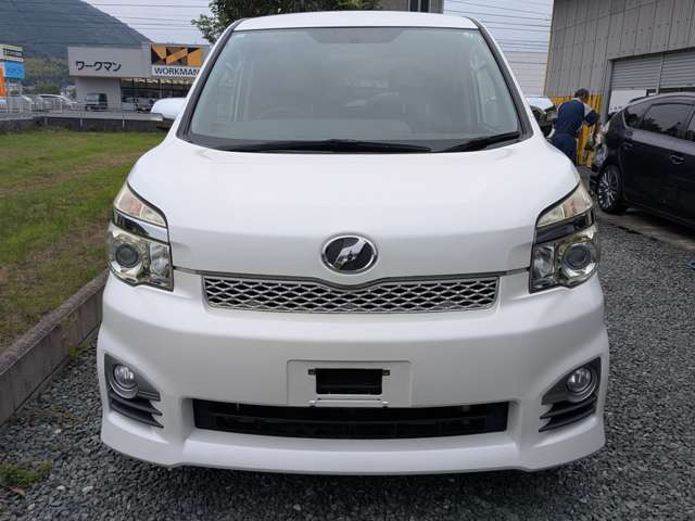 ヴォクシー2.0 ZS 煌Z