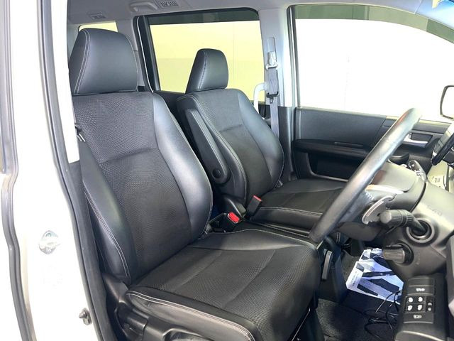 �^�]�Ȃ܂��ɂ͏\���ȃX�y�[�X������A�啿�ȕ��ł��������^�]���Ă�����������ł��B