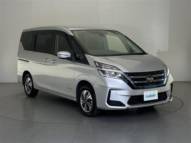 セレナ1.2 e-POWER XV