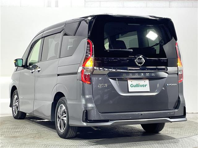 セレナ1.2 e-POWER ハイウェイスターV