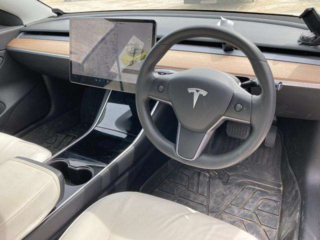 モデル3ロングレンジ 4WD
