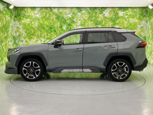 RAV42.0 アドベンチャー 4WD