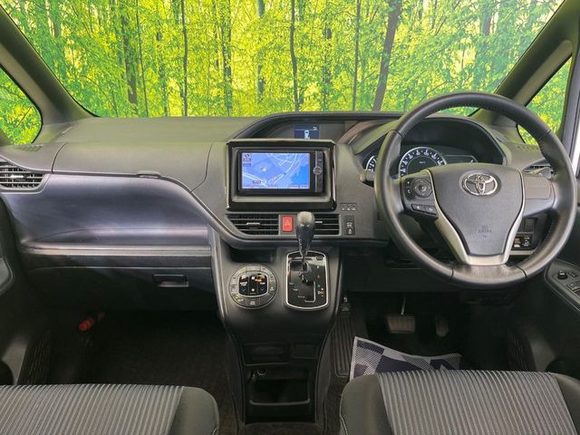 ヴォクシー2.0 ZS