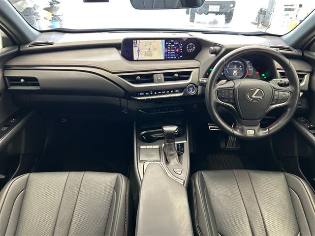 UX250h Fスポーツ