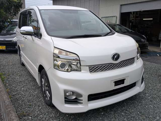 ヴォクシー2.0 ZS 煌Z