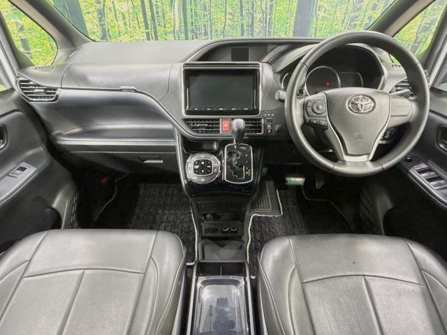 ヴォクシー2.0 ZS 煌II
