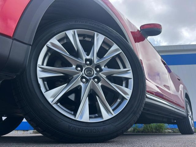 �y�����A���~�z�C�[���z�O�ςɃ}�b�`���������A���~�z�C�[���𑕒����Ă���܂��B�e��ЊO�A���~�z�C�[����A�X�^�b�h���X�^�C�����戵�����Ă���܂��B���񂲑��k����������