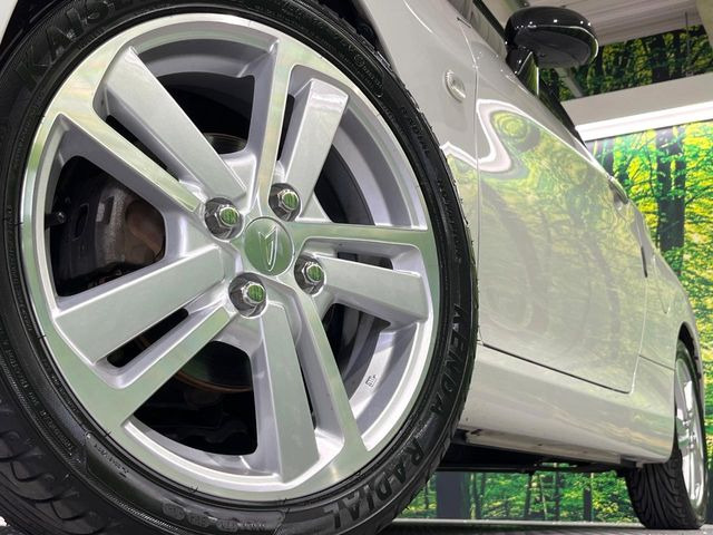 �y����16�C���`�A���~�z�C�[���z�O�ςɃ}�b�`���������A���~�z�C�[���𑕒����Ă���܂��B�e��ЊO�A���~�z�C�[����A�X�^�b�h���X�^�C�����戵�����Ă���܂��B���񂲑��k����������