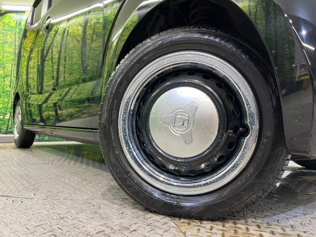 �y14�C���`�A���~�z�C�[���z�O�ςɃ}�b�`�����A���~�z�C�[���𑕒����Ă���܂��B�e��A���~�z�C�[����A�X�^�b�h���X�^�C�����戵�����Ă���܂��B���񂲑��k����������