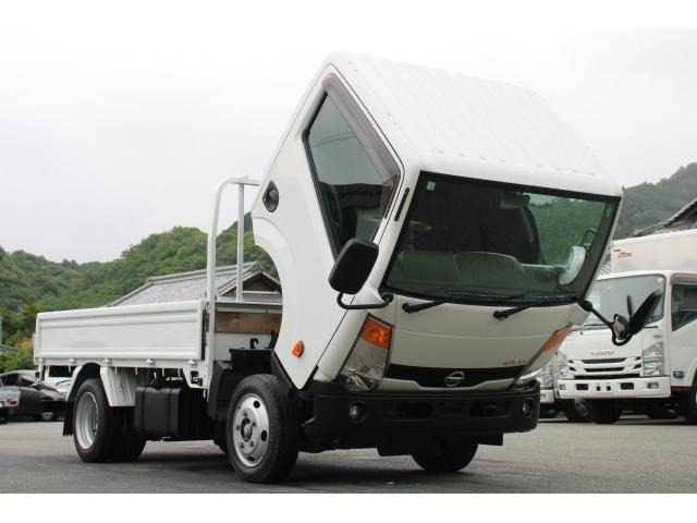 お車の知識がなくても大丈夫です!皆様のご来店をスタッフ一同、心よりお待ちしております。