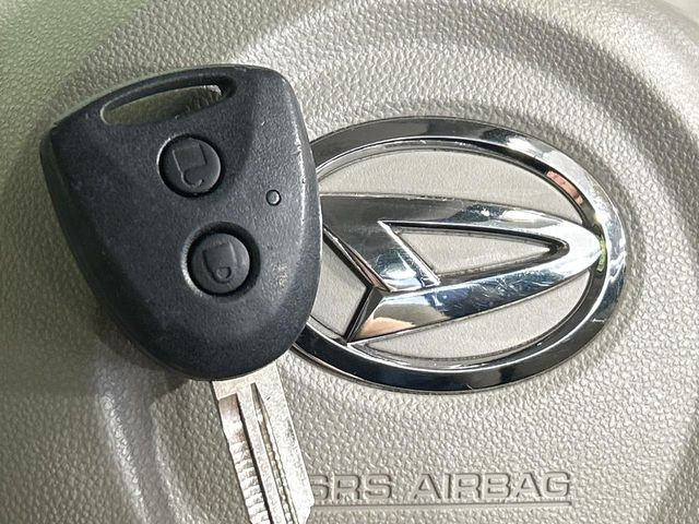 �y�L�[���X�z�������ꂽ�ꏊ����ł��{�^����Ńh�A�̊J���E�{�����ł���̂łƂ��Ă��֗�!�h�A�̌�������ɏ������邱�Ƃ�����܂����